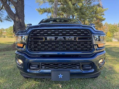 2023 RAM 2500 Big Horn Crew Cab 4x4 6'4' Box