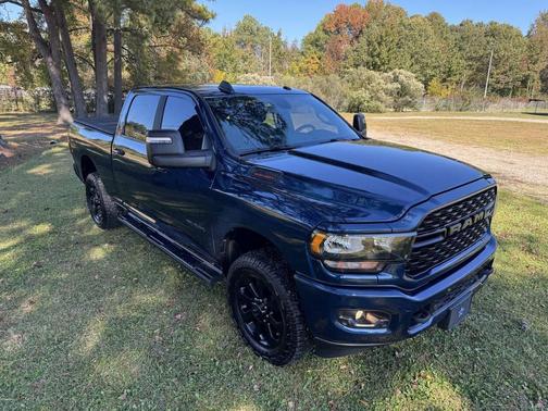 2023 RAM 2500 Big Horn Crew Cab 4x4 6'4' Box