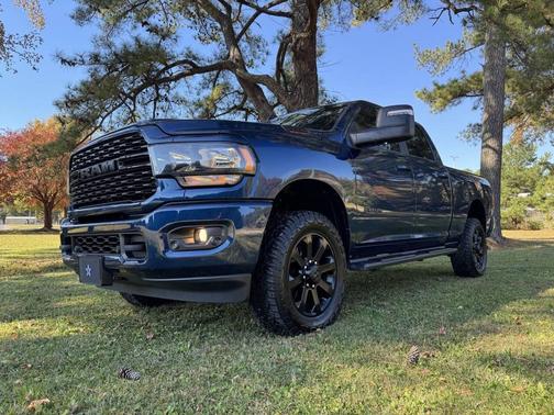 2023 RAM 2500 Big Horn Crew Cab 4x4 6'4' Box