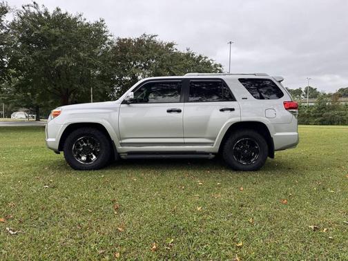 2013 Toyota 4Runner SR5