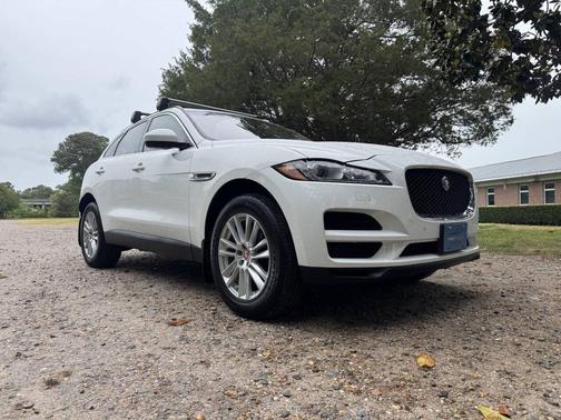 Polaris White 2017 Jaguar F-PACE 20d Prestige
