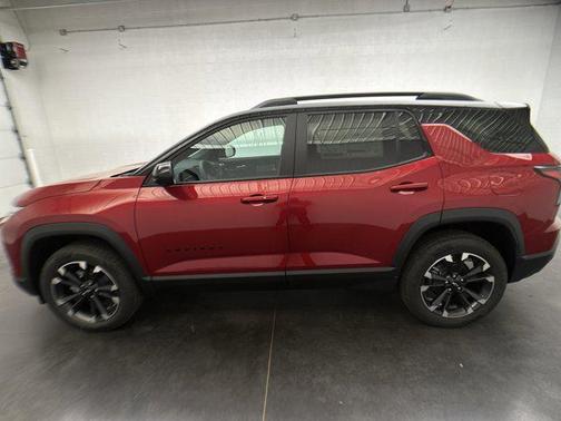 Radiant Red Tintcoat 2026 Chevrolet Equinox FWD RS