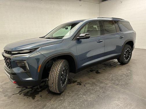 Lakeshore Blue Metallic 2026 Chevrolet Traverse AWD Z71