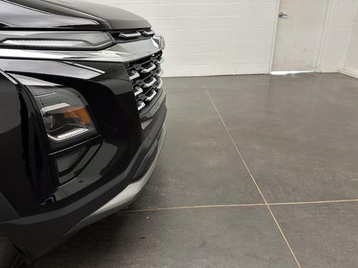 Mosaic Black Metallic 2026 Chevrolet Equinox 1LT
