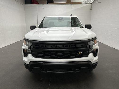 Summit White 2026 Chevrolet Silverado 1500 WT