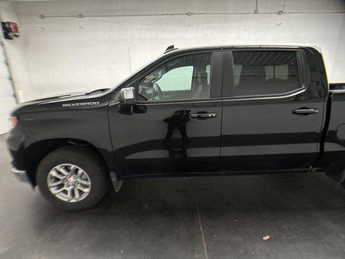 Black 2025 Chevrolet Silverado 1500 LT