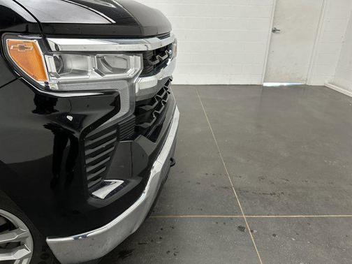 Black 2025 Chevrolet Silverado 1500 LT