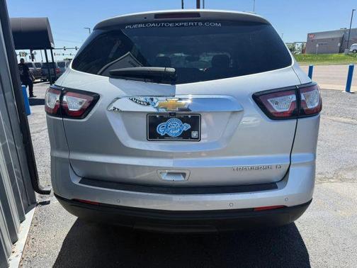 Silver 2014 Chevrolet Traverse 1LT