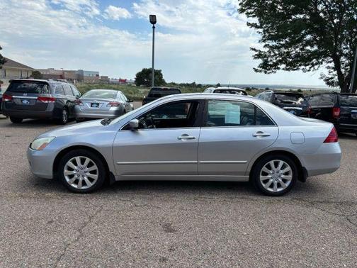 Silver 2006 Honda Accord EX