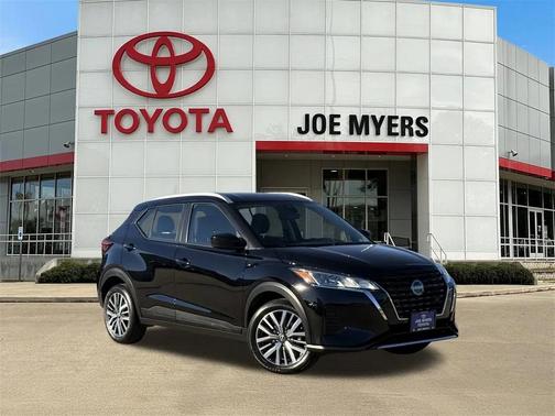 2024 Nissan Kicks SV