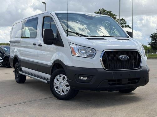 Oxford White 2025 Ford Transit-250 Base