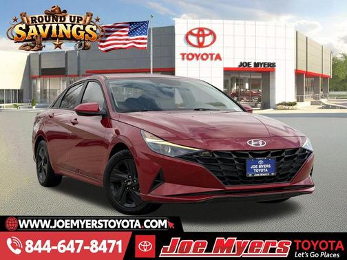 2022 Hyundai ELANTRA SEL