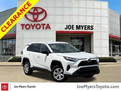 2024 Toyota RAV4 LE