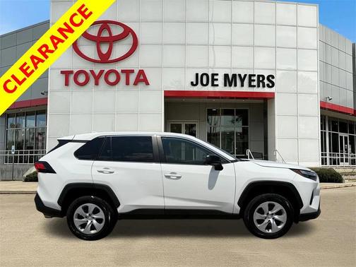 2024 Toyota RAV4 LE