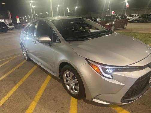 2024 Toyota Corolla LE