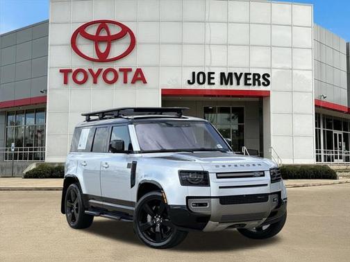 2022 Land Rover Defender 110 X-Dynamic SE