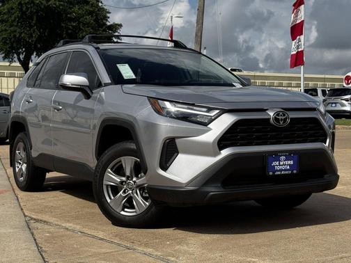 Silver Sky Metallic 2024 Toyota RAV4 XLE