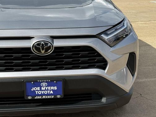 Silver Sky Metallic 2024 Toyota RAV4 XLE