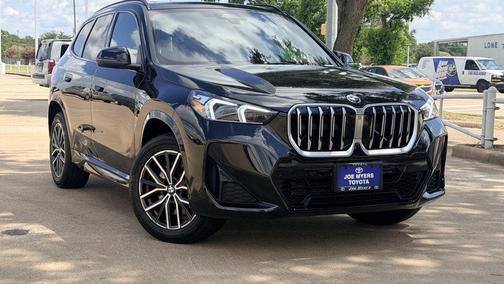 Black Sapphire Metallic 2026 BMW X1 xDrive28i