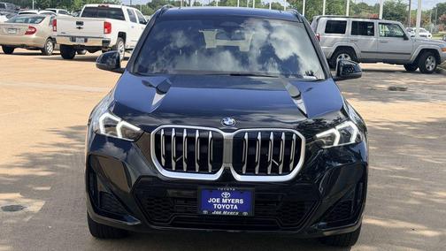 Black Sapphire Metallic 2026 BMW X1 xDrive28i