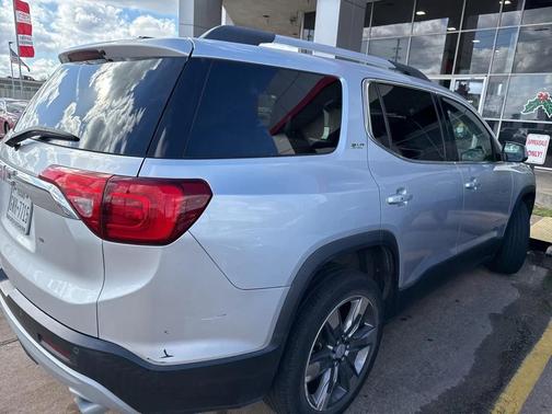 2017 GMC Acadia SLT-2