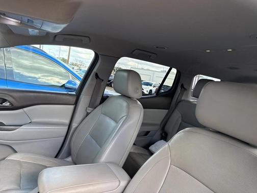 2017 GMC Acadia SLT-2