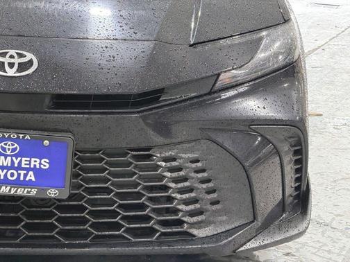 Midnight Black Metallic 2025 Toyota Camry SE