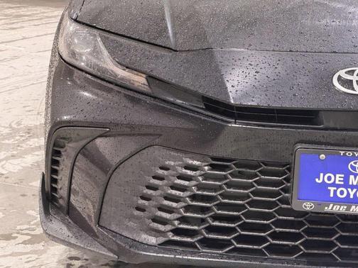 Midnight Black Metallic 2025 Toyota Camry SE