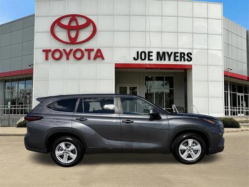 2025 Toyota Highlander LE