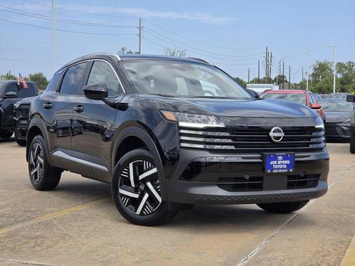 Super Black 2026 Nissan Kicks SV