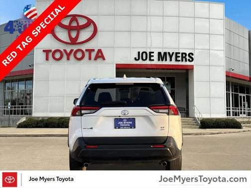 2024 Toyota RAV4 LE