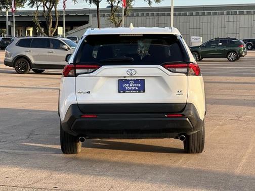 2024 Toyota RAV4 LE