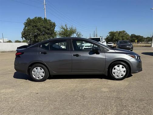 2024 Nissan Versa 1.6 S