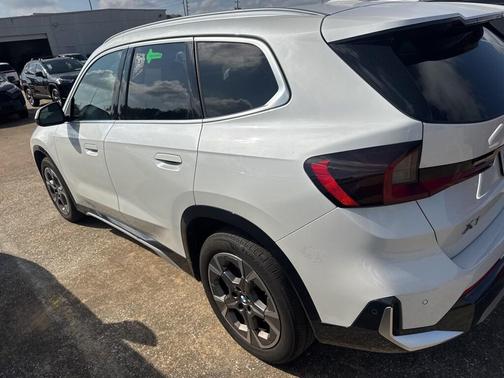 2025 BMW X1 xDrive28i