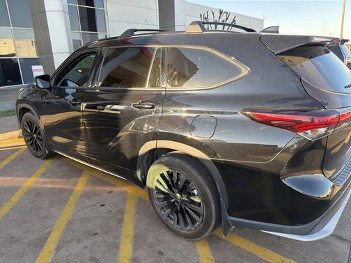 2024 Toyota Highlander XSE