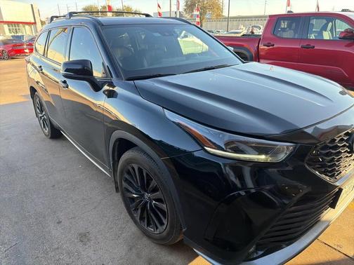 2024 Toyota Highlander XSE