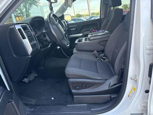 Iridescent Pearl Tricoat 2018 Chevrolet Silverado 1500 1LT