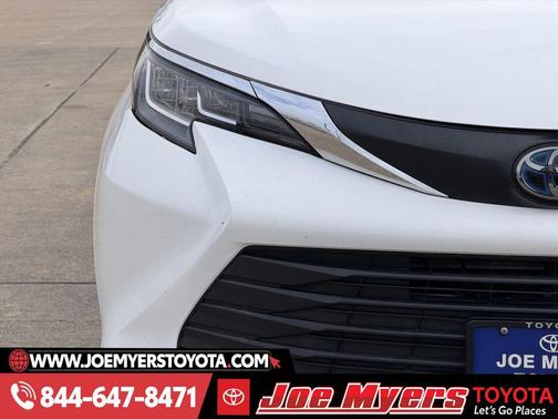 2021 Toyota Sienna LE