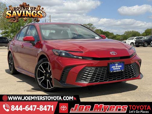 Supersonic Red 2025 Toyota Camry SE