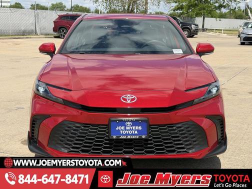 Supersonic Red 2025 Toyota Camry SE