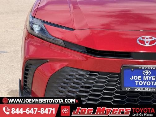 Supersonic Red 2025 Toyota Camry SE