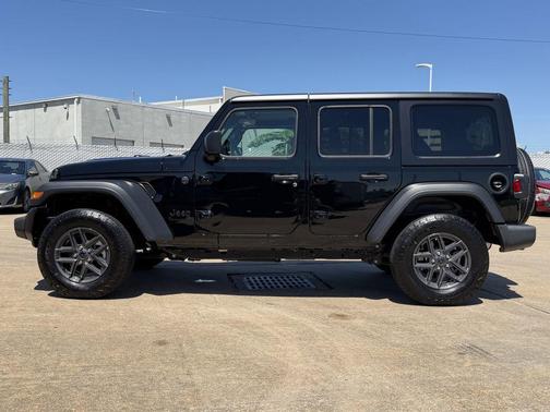Black Clearcoat 2025 Jeep Wrangler Sport S