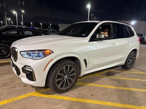 2020 BMW X5 M50i