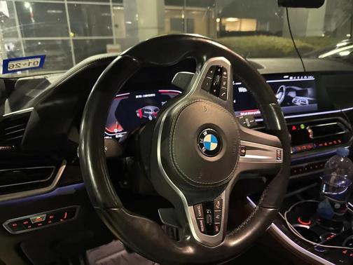 2020 BMW X5 M50i