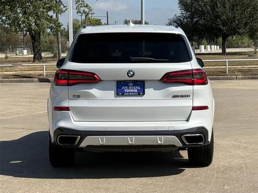 2020 BMW X5 M50i