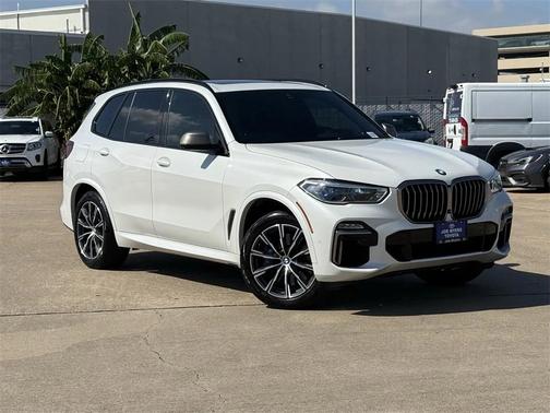 2020 BMW X5 M50i