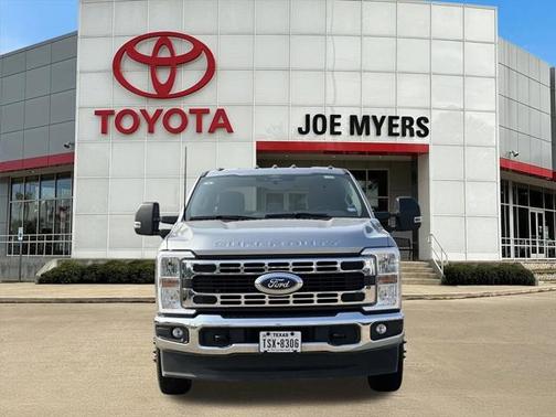 2024 Ford F-350 XLT