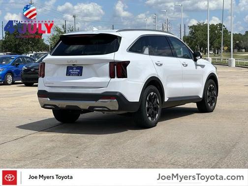 2024 Kia Sorento S