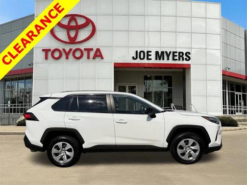 2024 Toyota RAV4 LE