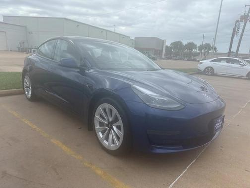 2023 Tesla Model 3 Standard Range